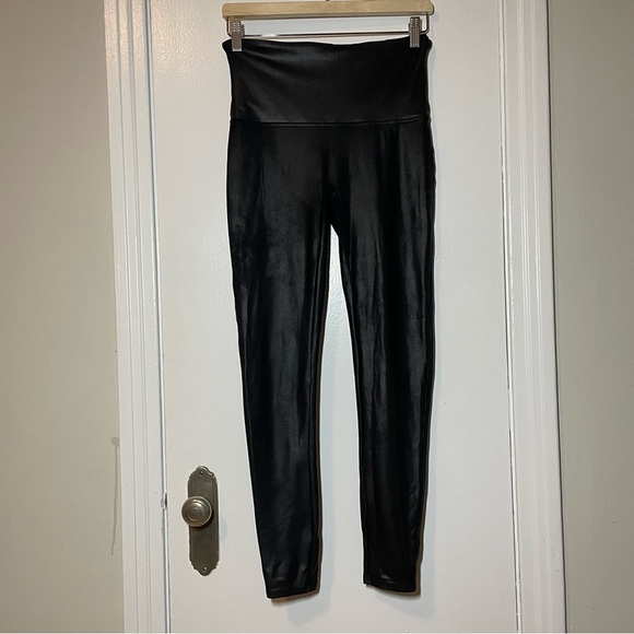 SPANX Faux Leather Leggings size XL - Picture 4 of 10